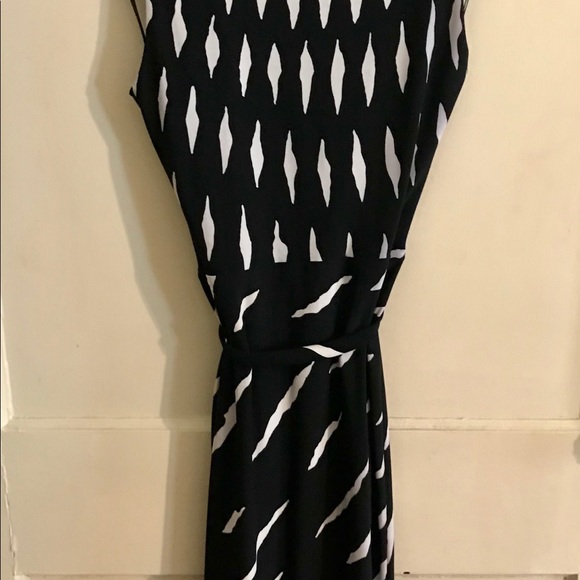 🔥LAUREN RL Blk& Wht print Faux Wrap dress 👗 - Picture 6 of 6
